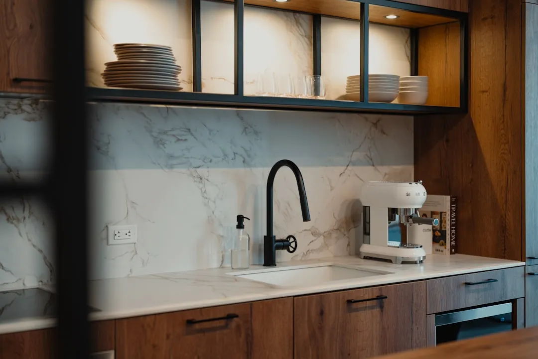 办公族亚健康调理方案：腾善堂保健推拿服务定制流程